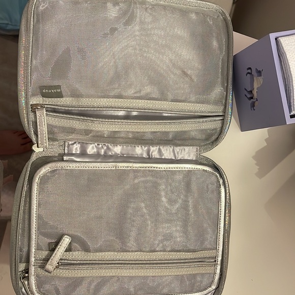 Sephora Travel Makeup Bag - Picture 2 of 3